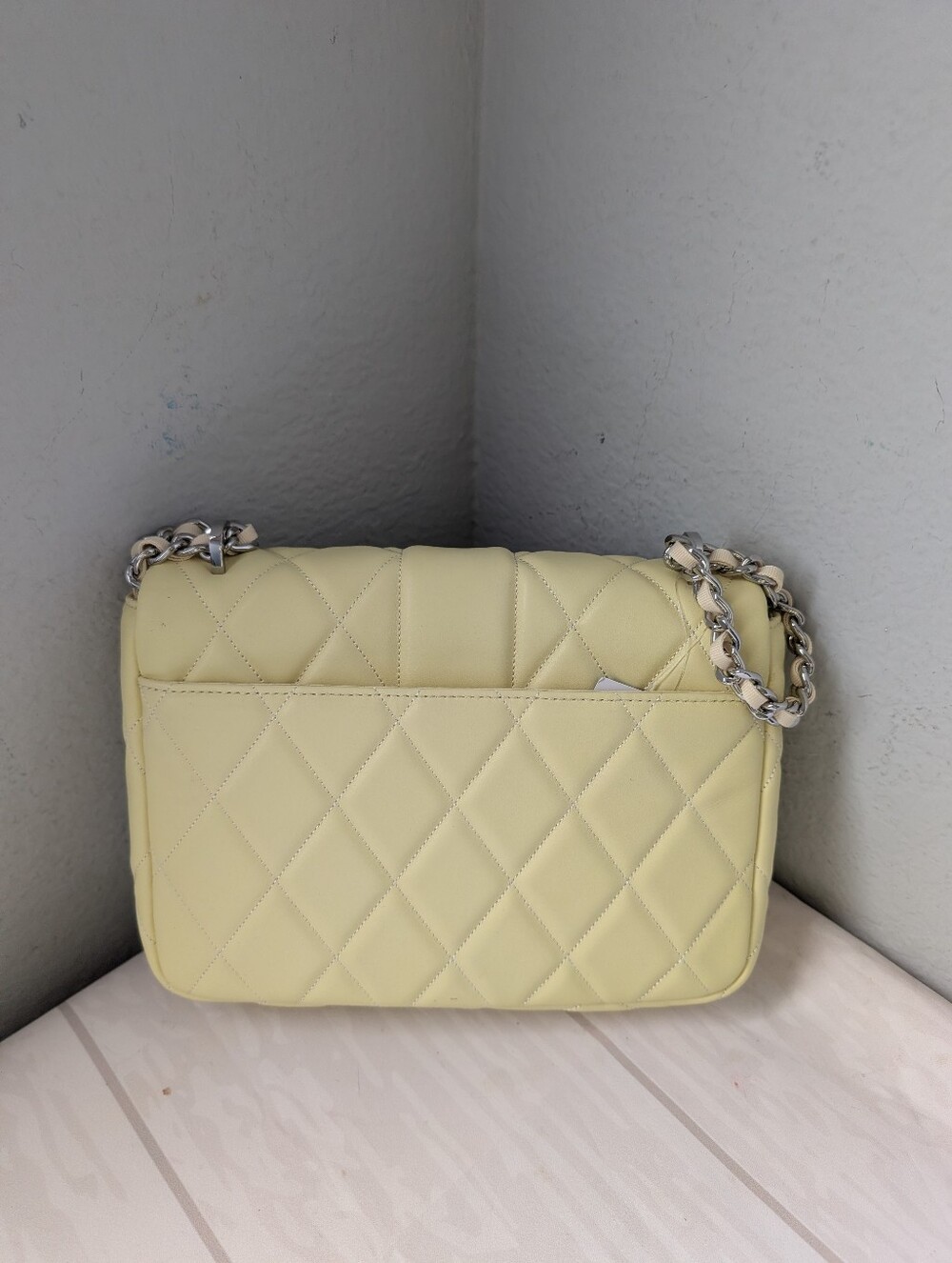 NWT Kate Spade Carey Quilted Small Leather Flap Shoulder Bag Crossbody Lemon - Picture 2 of 4